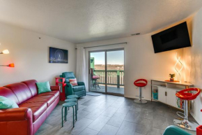 Branson Retreat with Balcony Near Silver Dollar City
